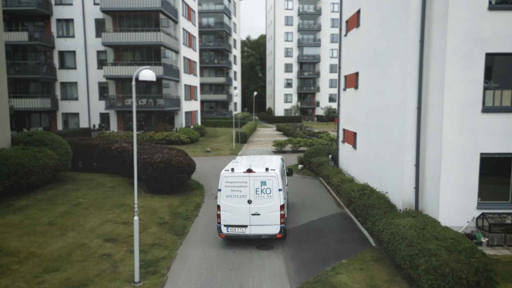 Fixar stopp i avlopp i Täby